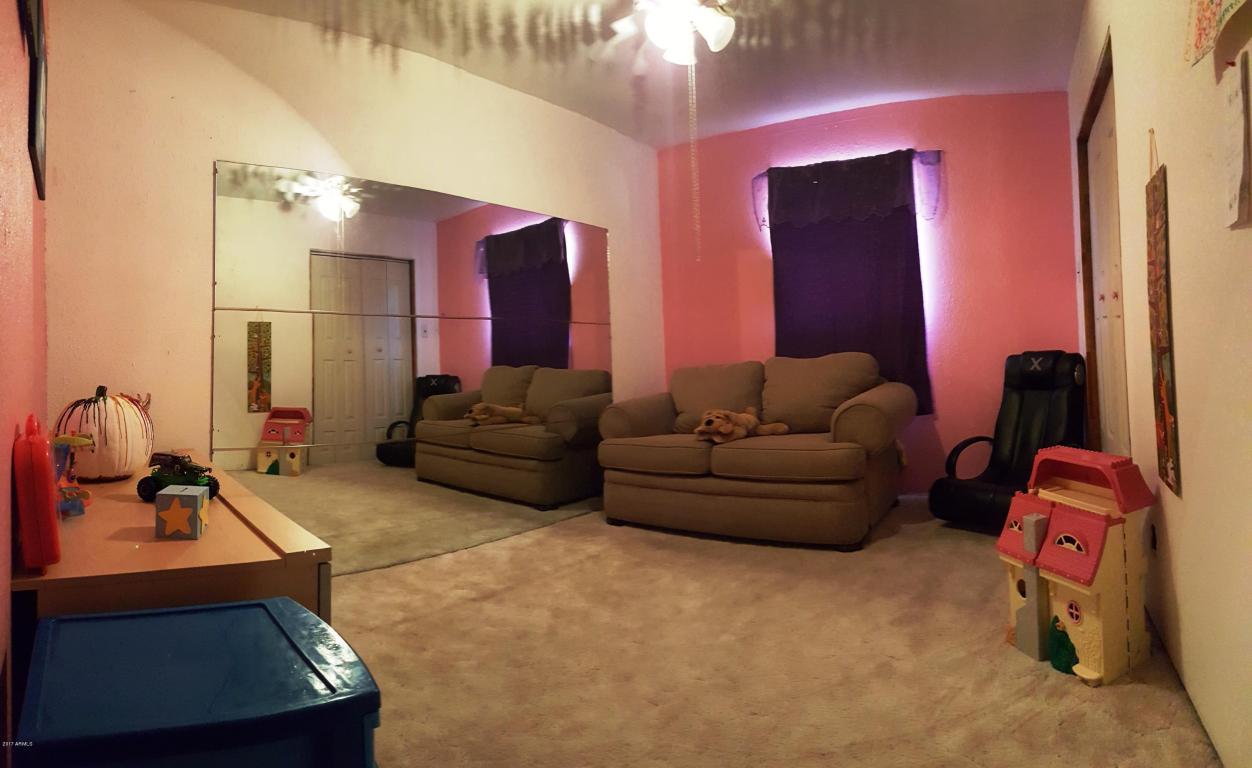 239 W Carson Rd, Phoenix, AZ 85041 photo 16