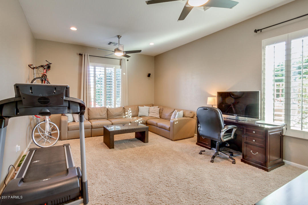 4239 E Dubois Ct, Gilbert, AZ 85298 photo 33