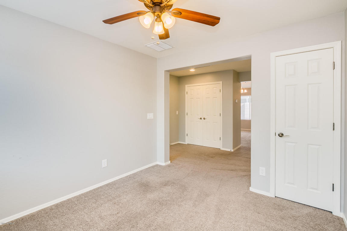 2026 E Lindrick Dr, Gilbert, AZ 85298 photo 7