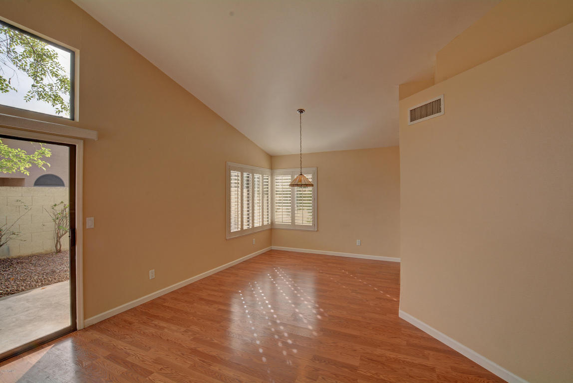 21 E Dawn Dr, Tempe, AZ 85284 photo 5