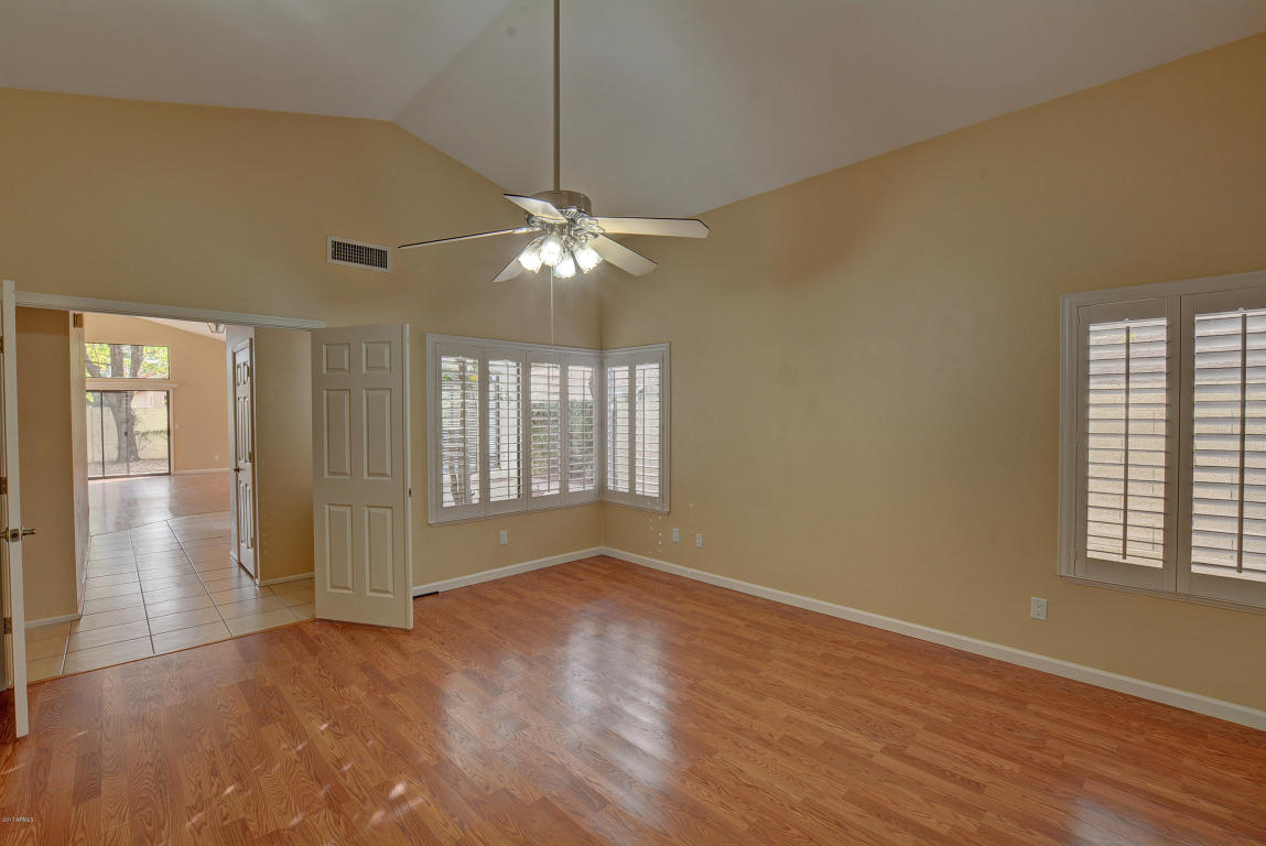 21 E Dawn Dr, Tempe, AZ 85284 photo 8