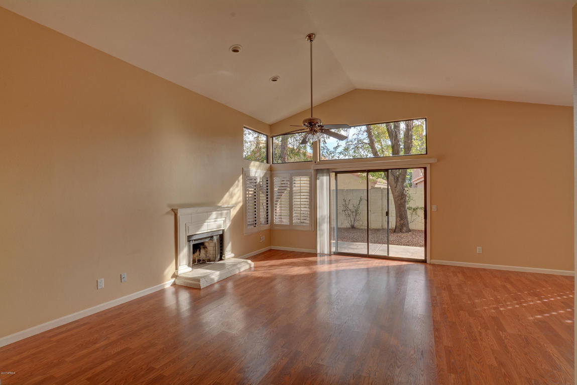 21 E Dawn Dr, Tempe, AZ 85284 photo 3