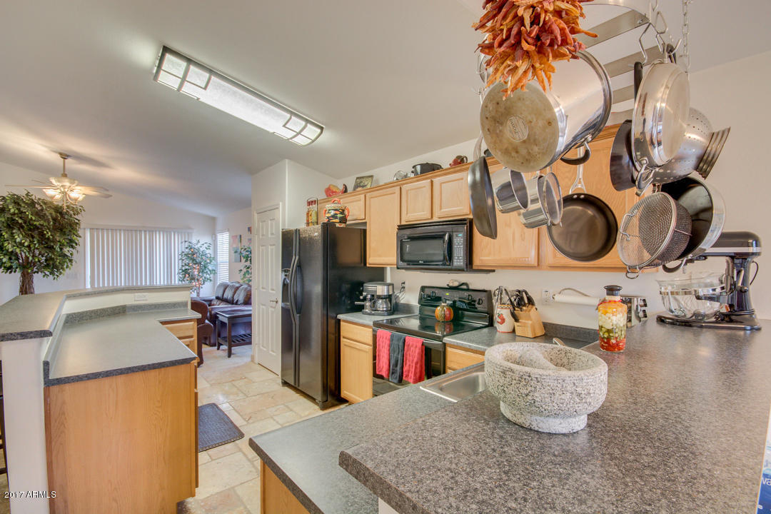 2506 S 66th Dr, Phoenix, AZ 85043 photo 7