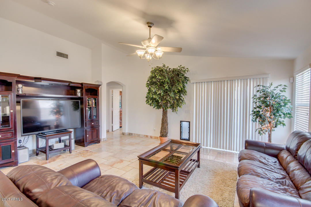 2506 S 66th Dr, Phoenix, AZ 85043 photo 11