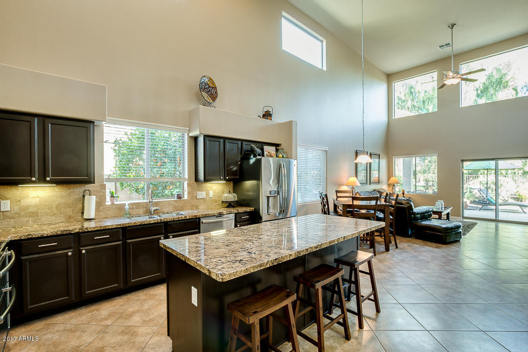 1440 E Clark Dr, Gilbert, AZ 85297 photo 8