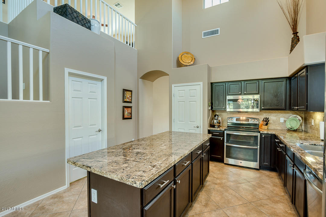1440 E Clark Dr, Gilbert, AZ 85297 photo 10