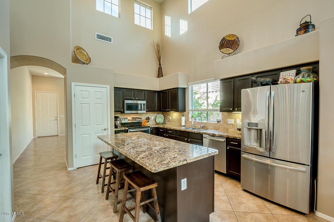 1440 E Clark Dr, Gilbert, AZ 85297 photo 5