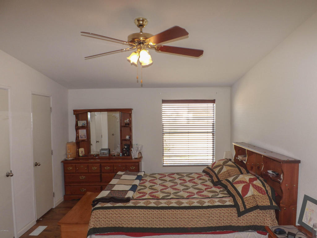 2517 W Smoketree St, Apache Junction, AZ 85120 photo 5