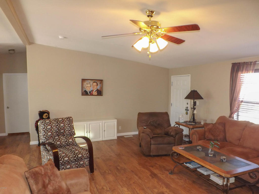 2517 W Smoketree St, Apache Junction, AZ 85120 photo 3