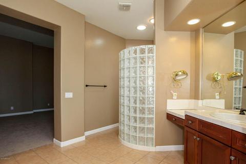 142 S Prairie Rd, Gilbert, AZ 85296 photo 21