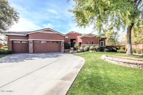 142 S Prairie Rd, Gilbert, AZ 85296 photo 1