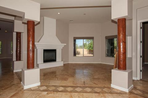 142 S Prairie Rd, Gilbert, AZ 85296 photo 5