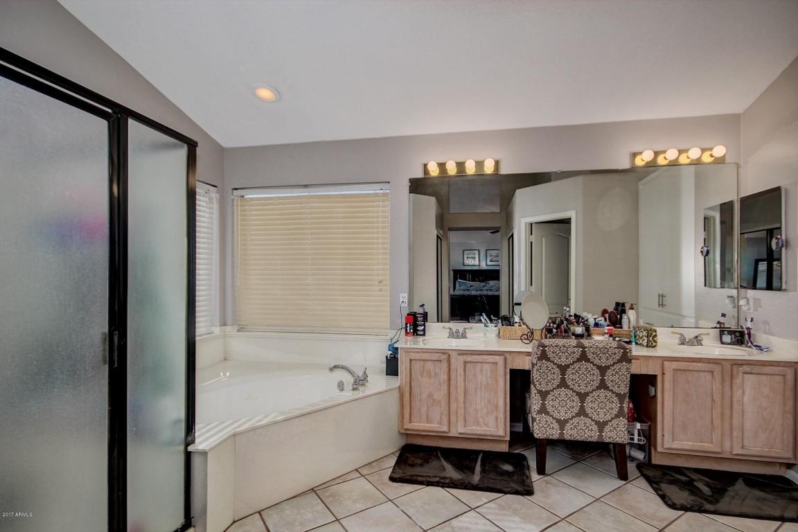 2883 E Millbrae Ln, Gilbert, AZ 85234 photo 23