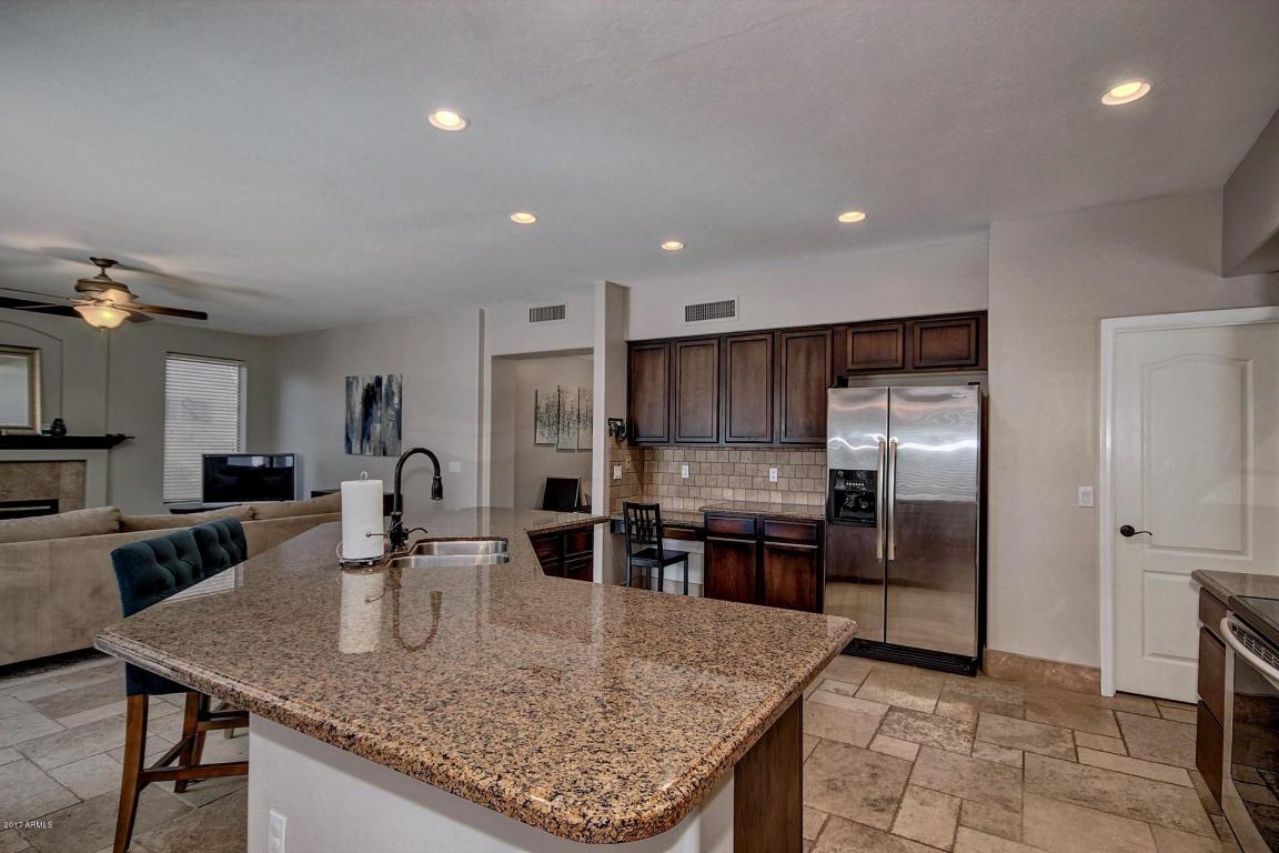 2883 E Millbrae Ln, Gilbert, AZ 85234 photo 13