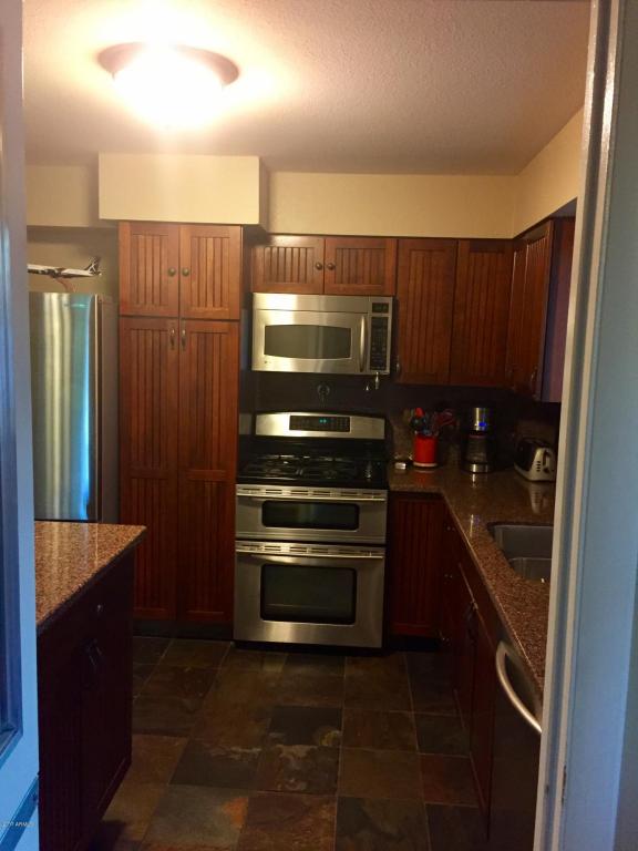 3930 E Becker Ln, Phoenix, AZ 85028 photo 9