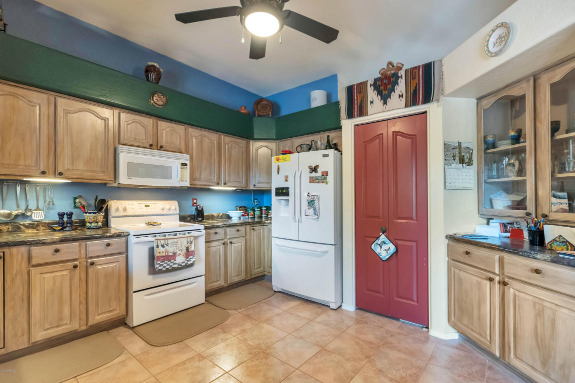 454 E Canyon St, Apache Junction, AZ 85119 photo 8