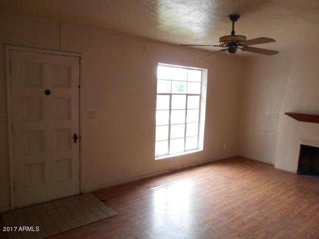303 E Carter Rd, Phoenix, AZ 85042 photo 4