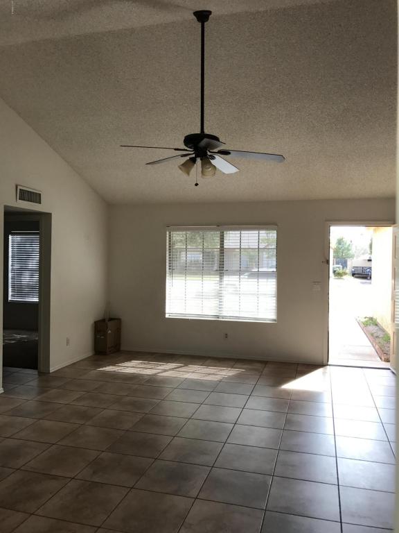 936 E Oraibi Dr, Phoenix, AZ 85024 photo 2