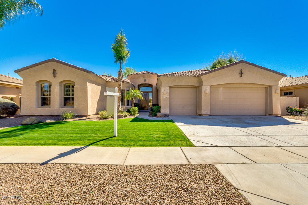 4501 E Cavalry Dr, Gilbert, AZ 85297 photo 1