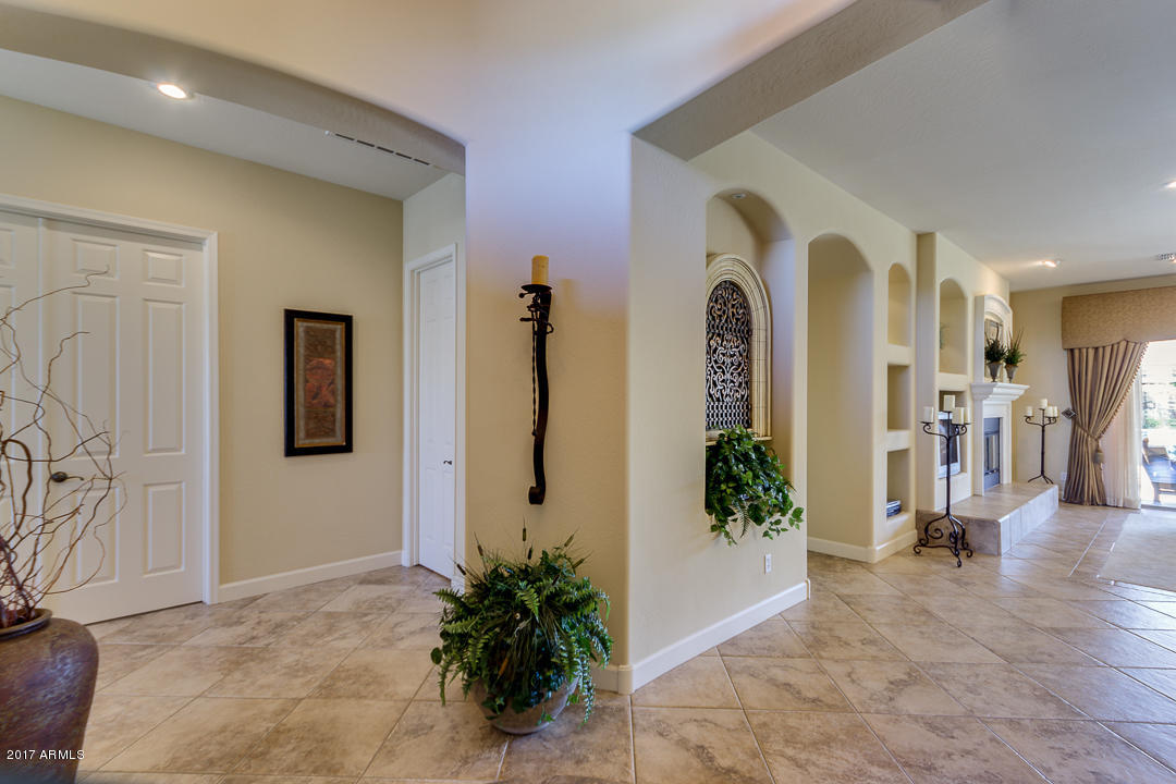 4501 E Cavalry Dr, Gilbert, AZ 85297 photo 5