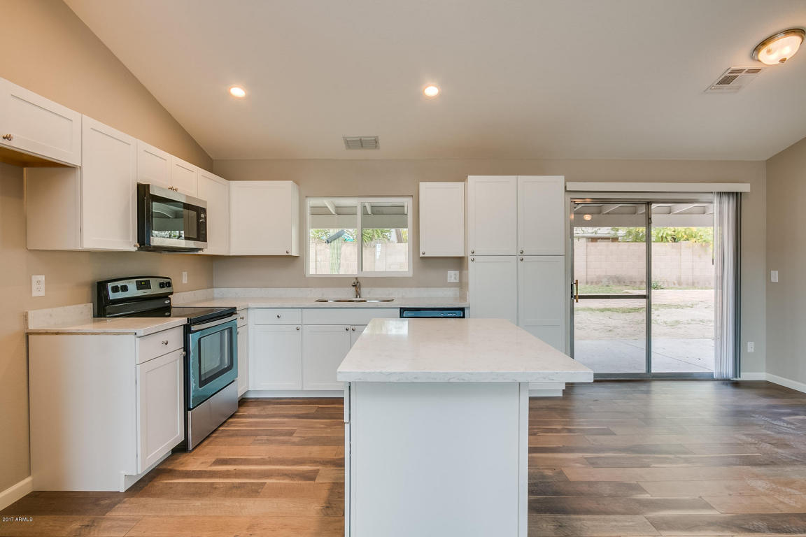 9458 E Flanders Rd, Mesa, AZ 85207 photo 6