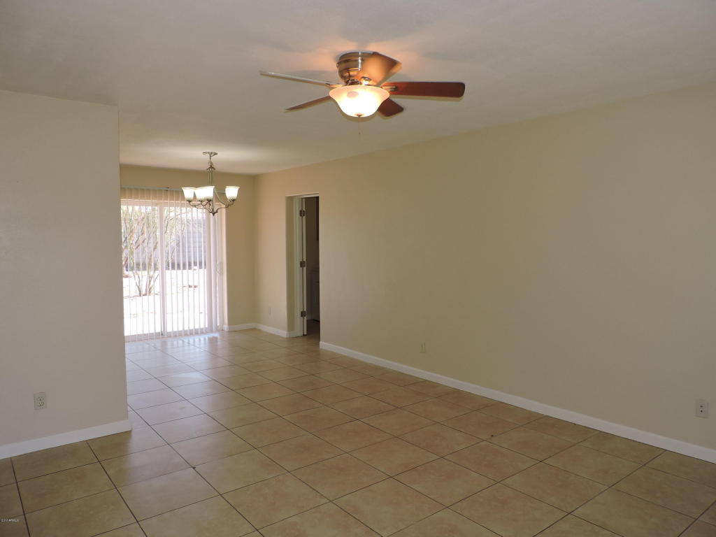 3035 N 87th Dr, Phoenix, AZ 85037 photo 2