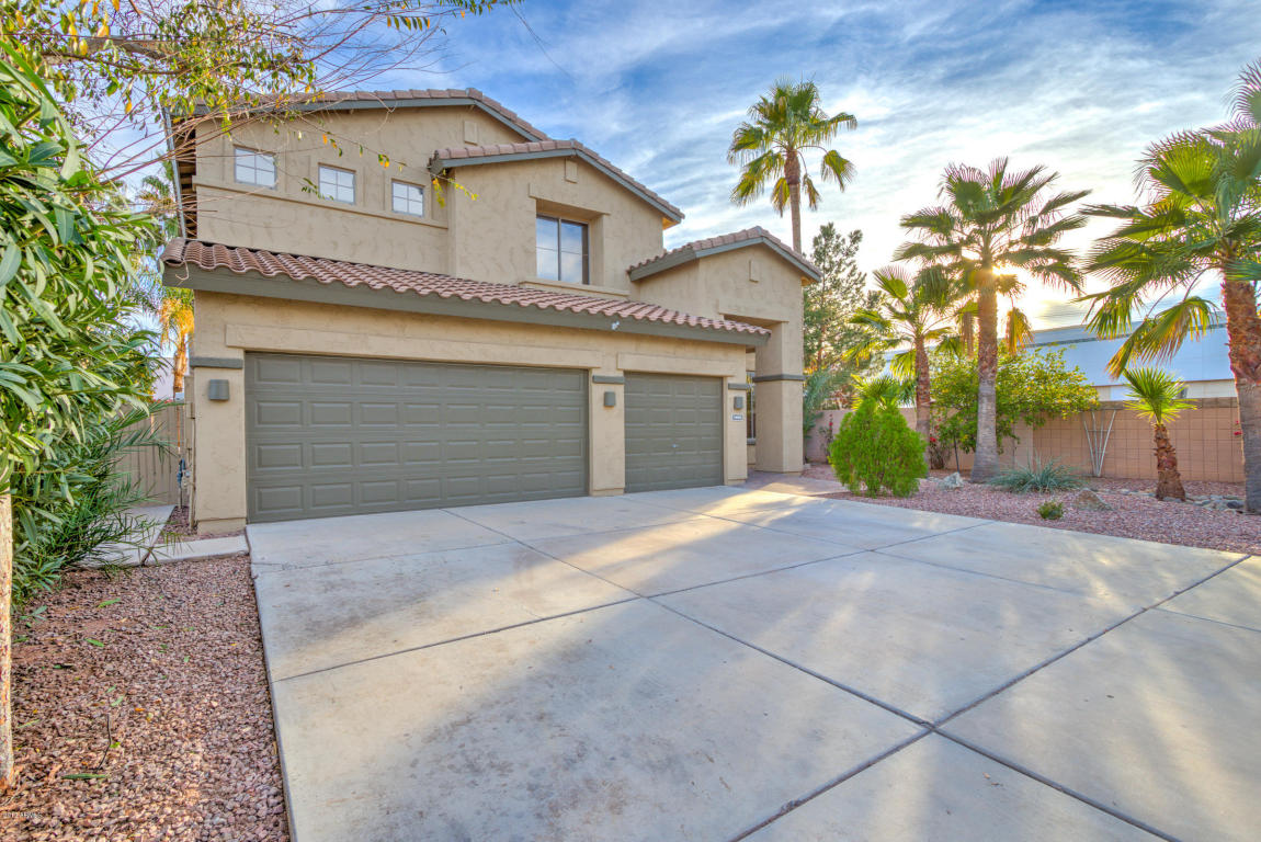 1655 E Washington Ct, Gilbert, AZ 85234 photo 2