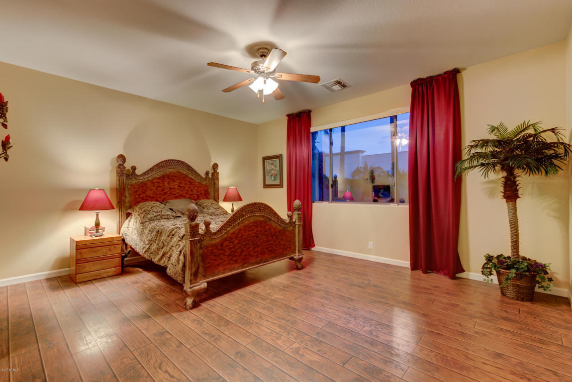 1655 E Washington Ct, Gilbert, AZ 85234 photo 24