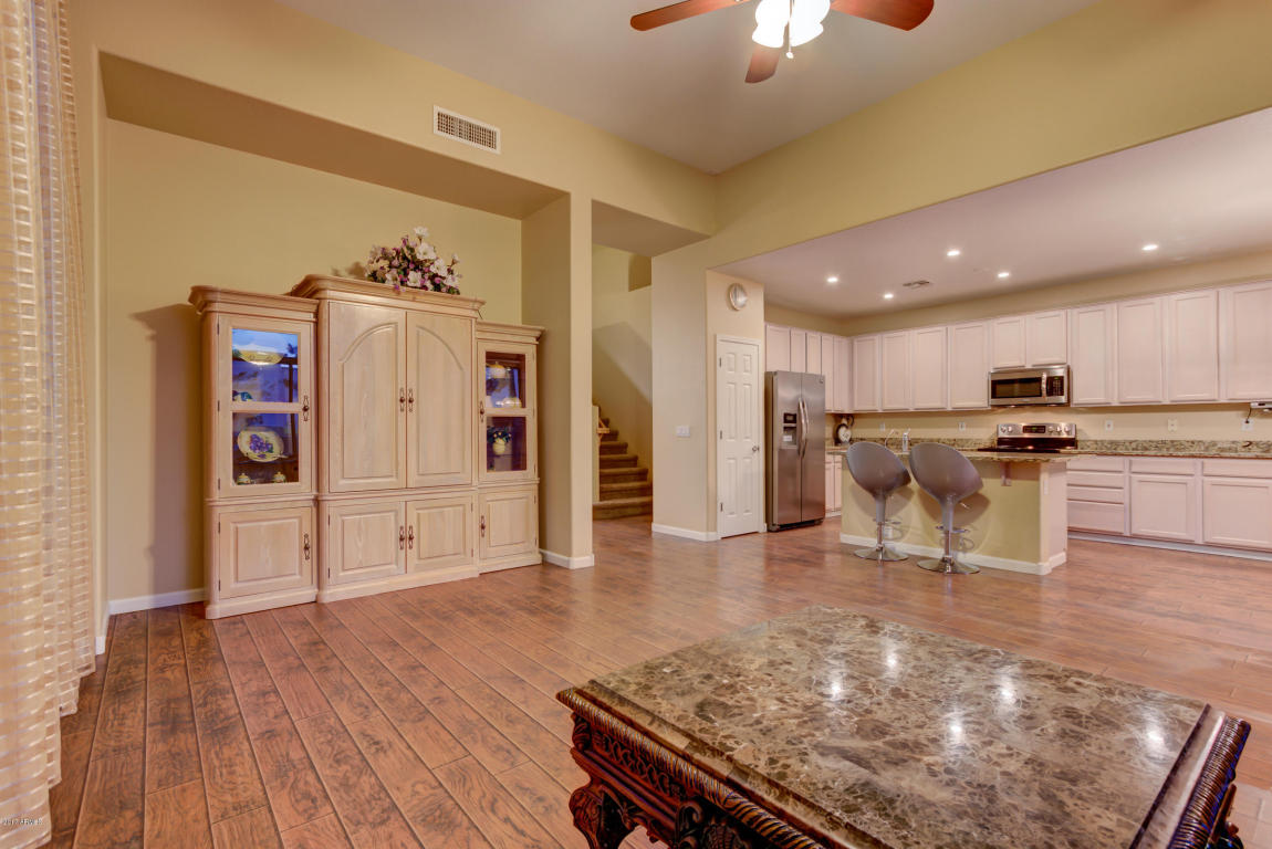 1655 E Washington Ct, Gilbert, AZ 85234 photo 5