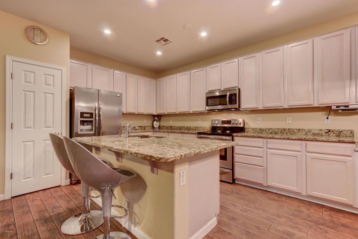 1655 E Washington Ct, Gilbert, AZ 85234 photo 8