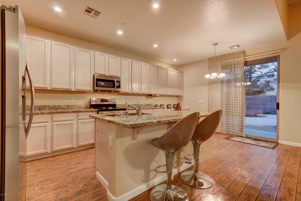 1655 E Washington Ct, Gilbert, AZ 85234 photo 6