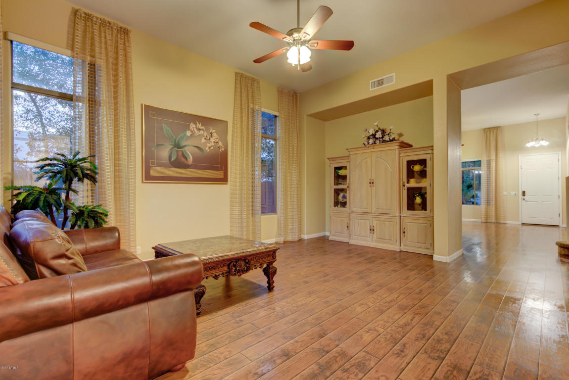1655 E Washington Ct, Gilbert, AZ 85234 photo 10