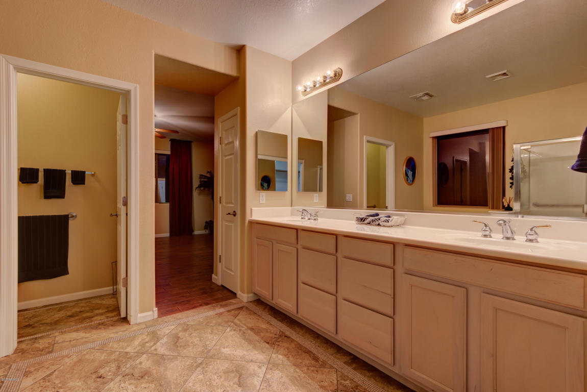 1655 E Washington Ct, Gilbert, AZ 85234 photo 28