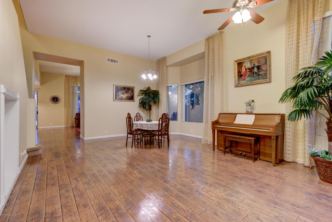1655 E Washington Ct, Gilbert, AZ 85234 photo 12