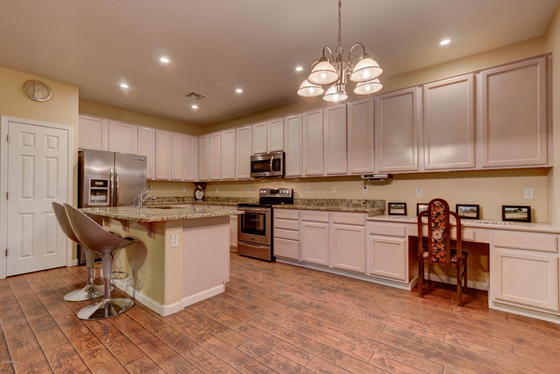 1655 E Washington Ct, Gilbert, AZ 85234 photo 7