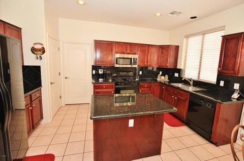 1373 E Geronimo St, Chandler, AZ 85225 photo 5