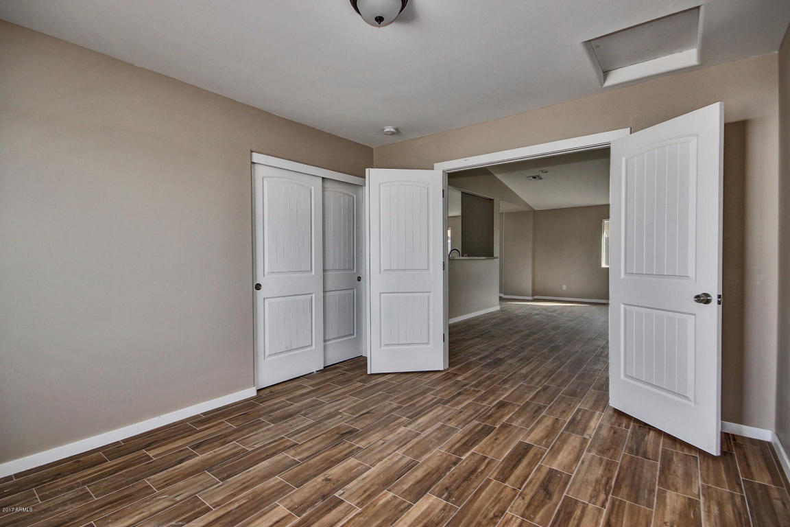 2540 E Pueblo Ave, Phoenix, AZ 85040 photo 9