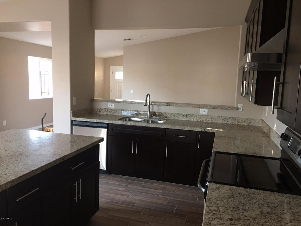 2540 E Pueblo Ave, Phoenix, AZ 85040 photo 6