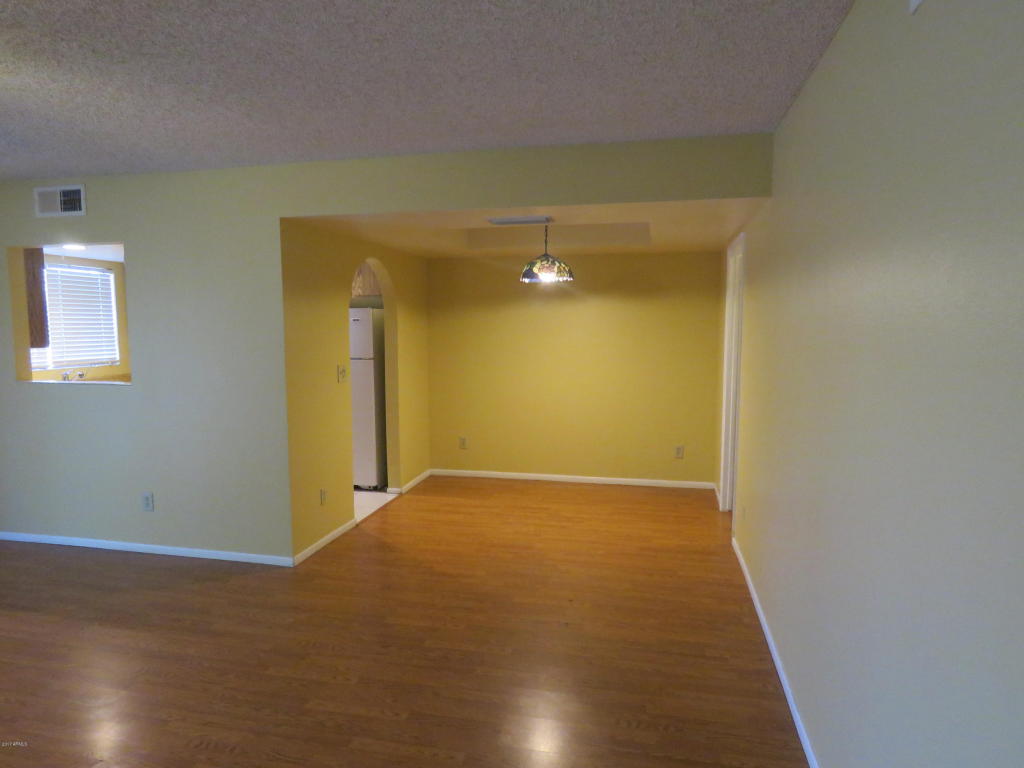 526 W Harvard Dr, Tempe, AZ 85283 photo 3