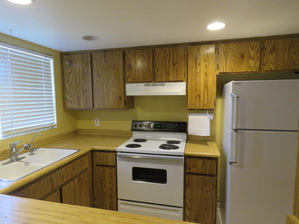 526 W Harvard Dr, Tempe, AZ 85283 photo 8