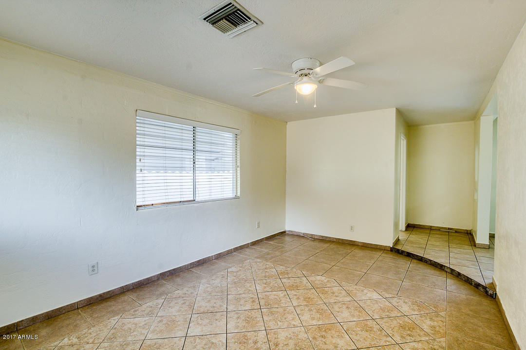 1124 E Orchid Ln, Phoenix, AZ 85020 photo 4