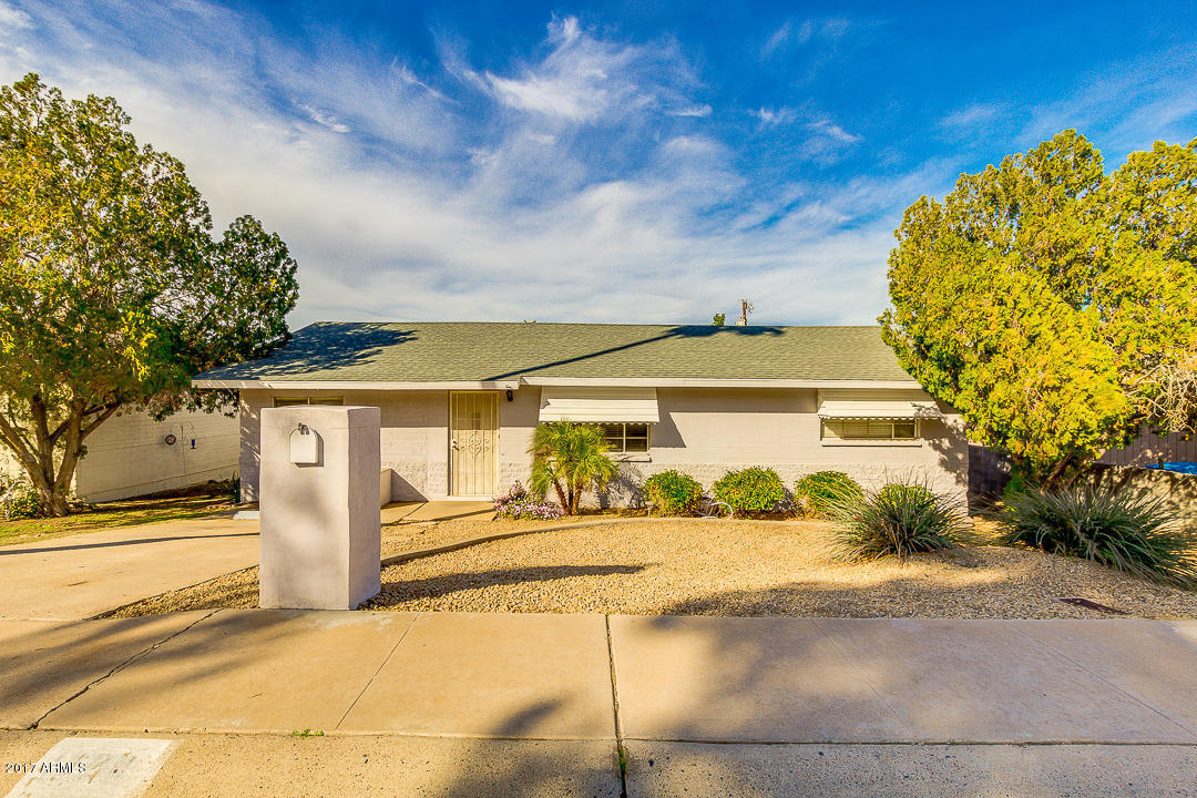 1124 E Orchid Ln, Phoenix, AZ 85020 photo 1