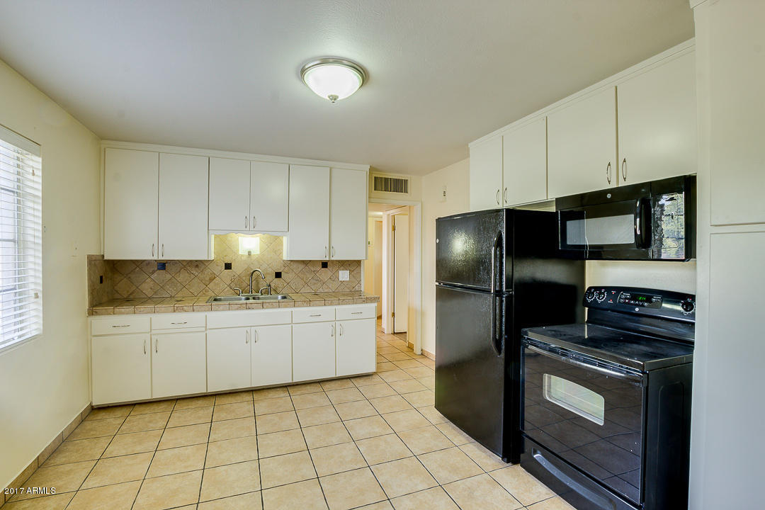 1124 E Orchid Ln, Phoenix, AZ 85020 photo 7