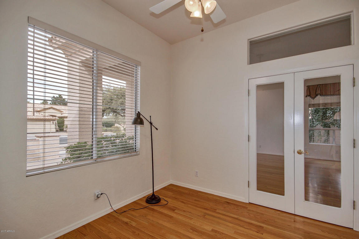573 E Maria Ln, Tempe, AZ 85284 photo 10