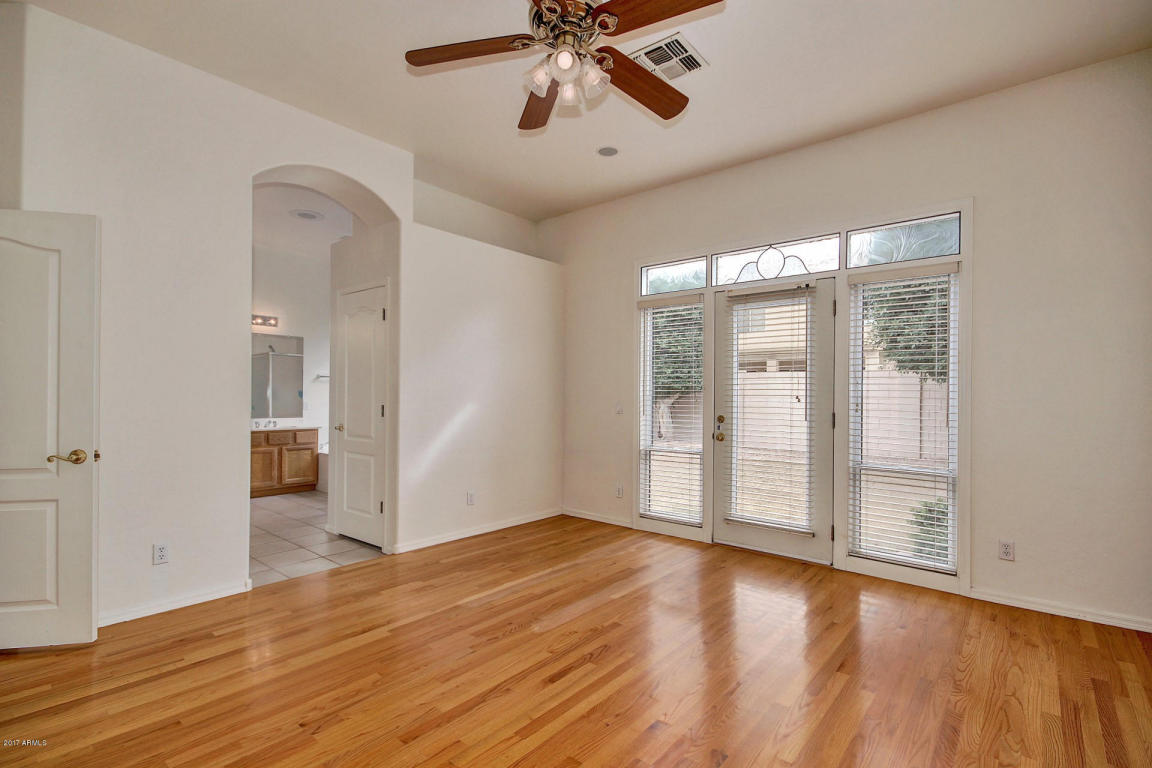 573 E Maria Ln, Tempe, AZ 85284 photo 16