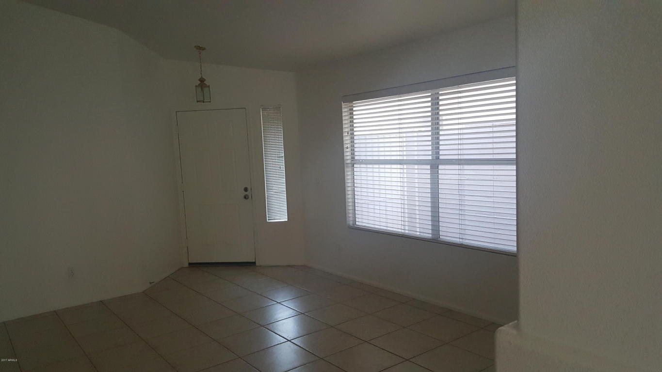 3048 E Wahalla Ln, Phoenix, AZ 85050 photo 7