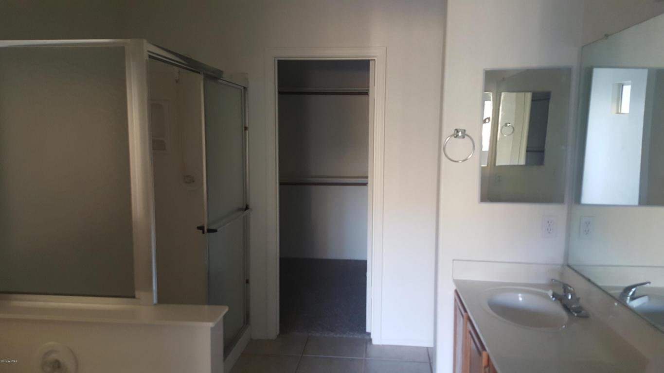 3048 E Wahalla Ln, Phoenix, AZ 85050 photo 17