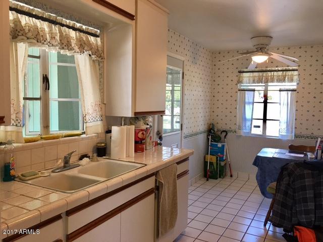 732 E Claremont St, Phoenix, AZ 85014 photo 4
