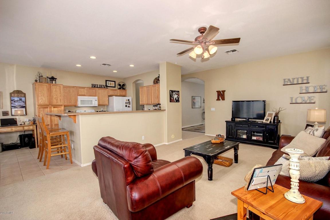 4190 E Seasons Cir, Gilbert, AZ 85297 photo 2