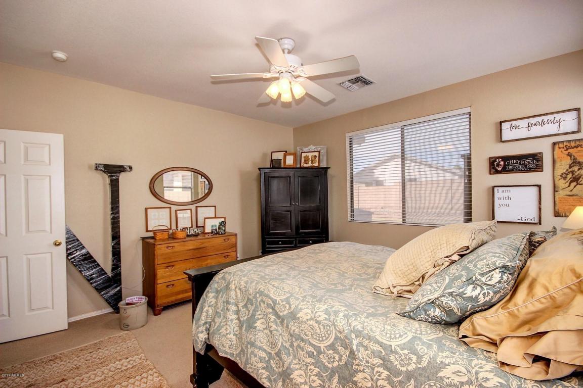 4190 E Seasons Cir, Gilbert, AZ 85297 photo 17